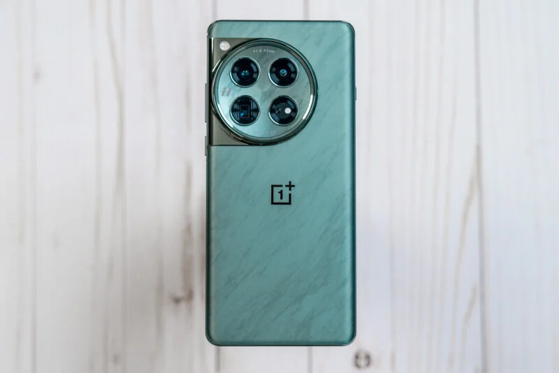 OnePlus 12